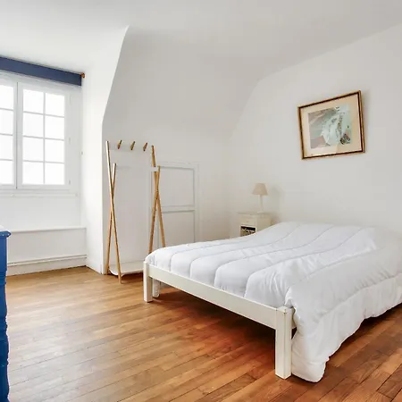Pour 6 En Plein Centre De Apartment Dinard